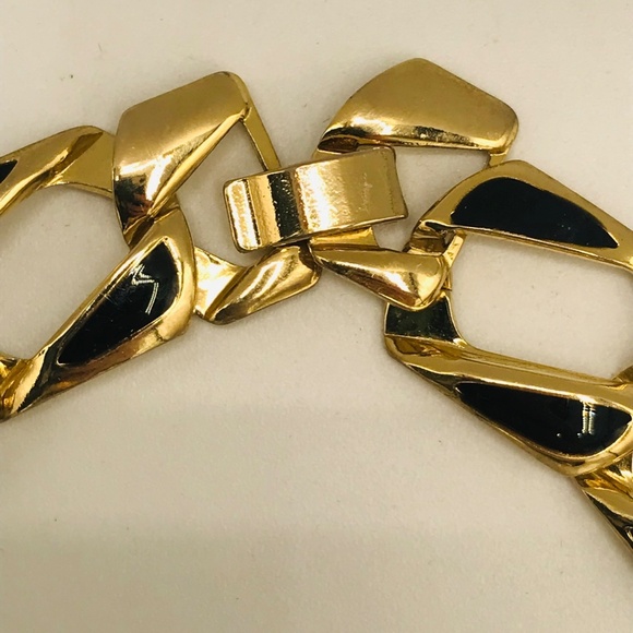 Vintage Chunky Black + Gold Chain Necklace - Picture 4 of 5